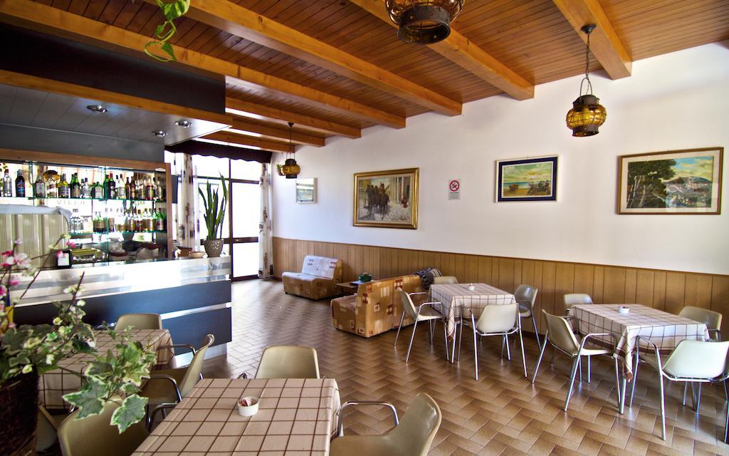 Hotel Villa Tua ริชโชเน ภายนอก รูปภาพ